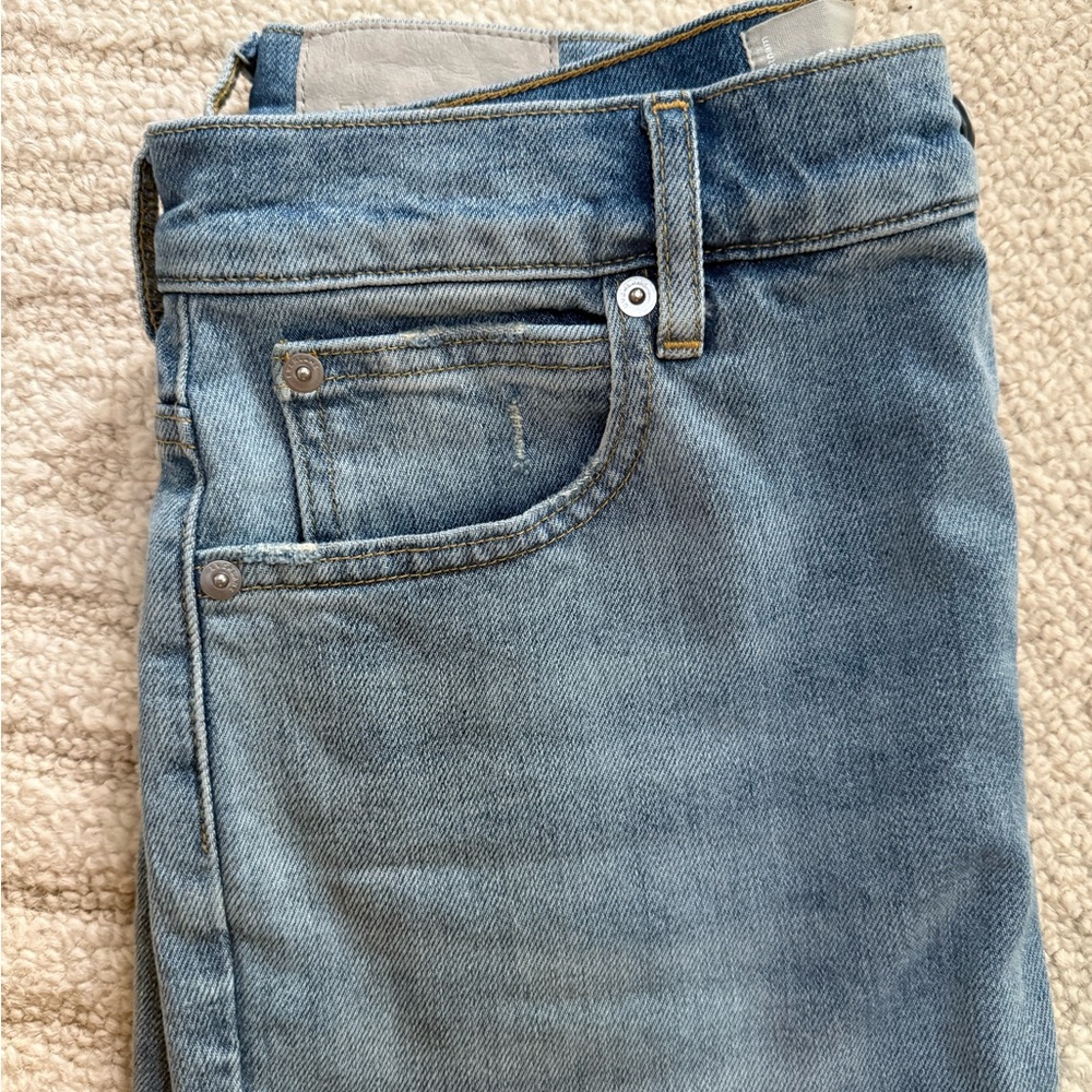 Everlane High Rise 27 Short - Picture 4 of 4
